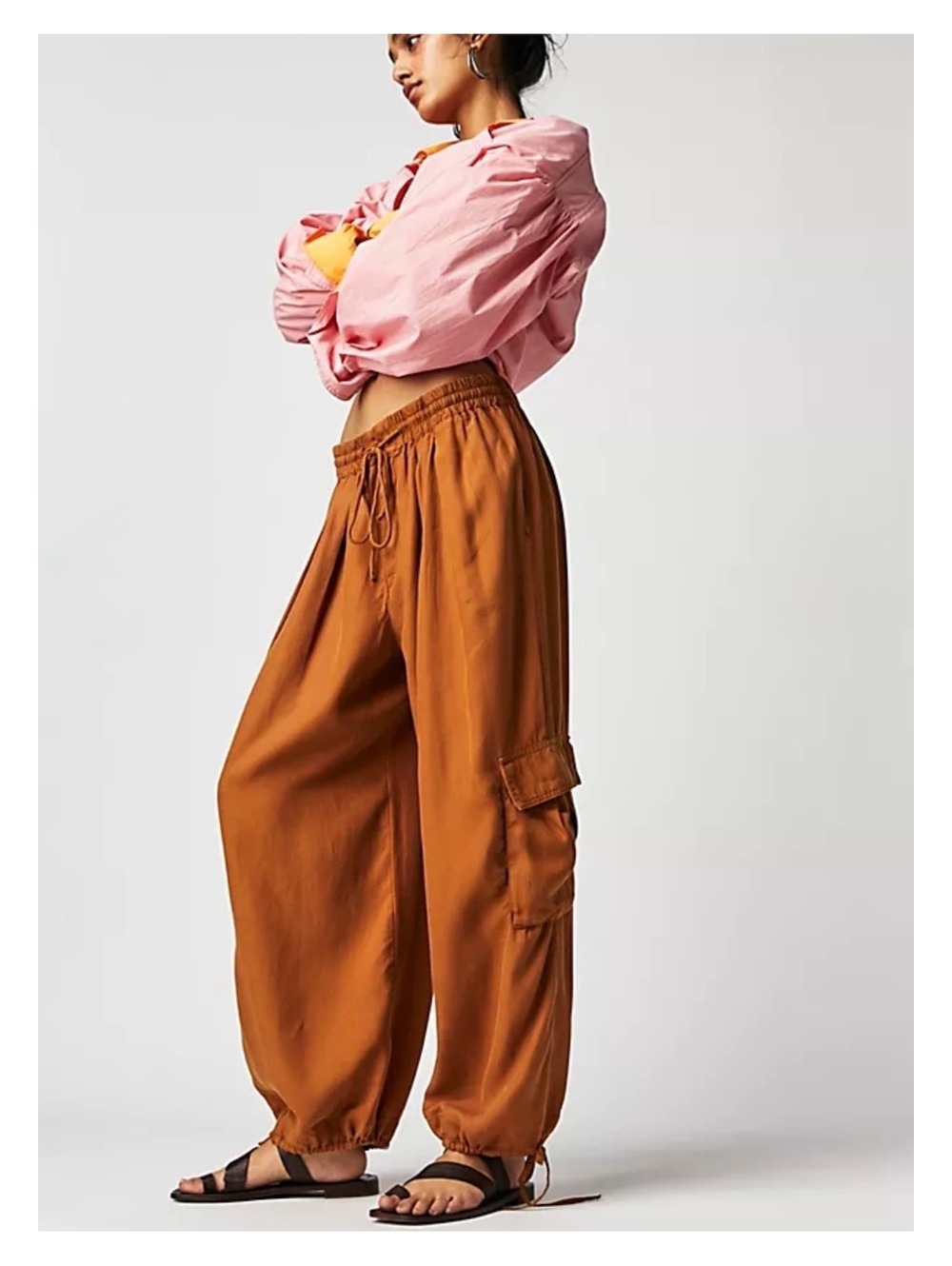 NWT FREE PEOPLE PALASH SOLID CARGO PANTS - GOLDENROD 7780 size M - Picture 2 of 9